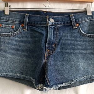Levis Cut Off Shorts, Women's Size 28